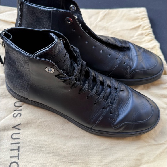 Louis Vuitton Black High-Top Sneakers Leather Finish - Picture 6 of 6